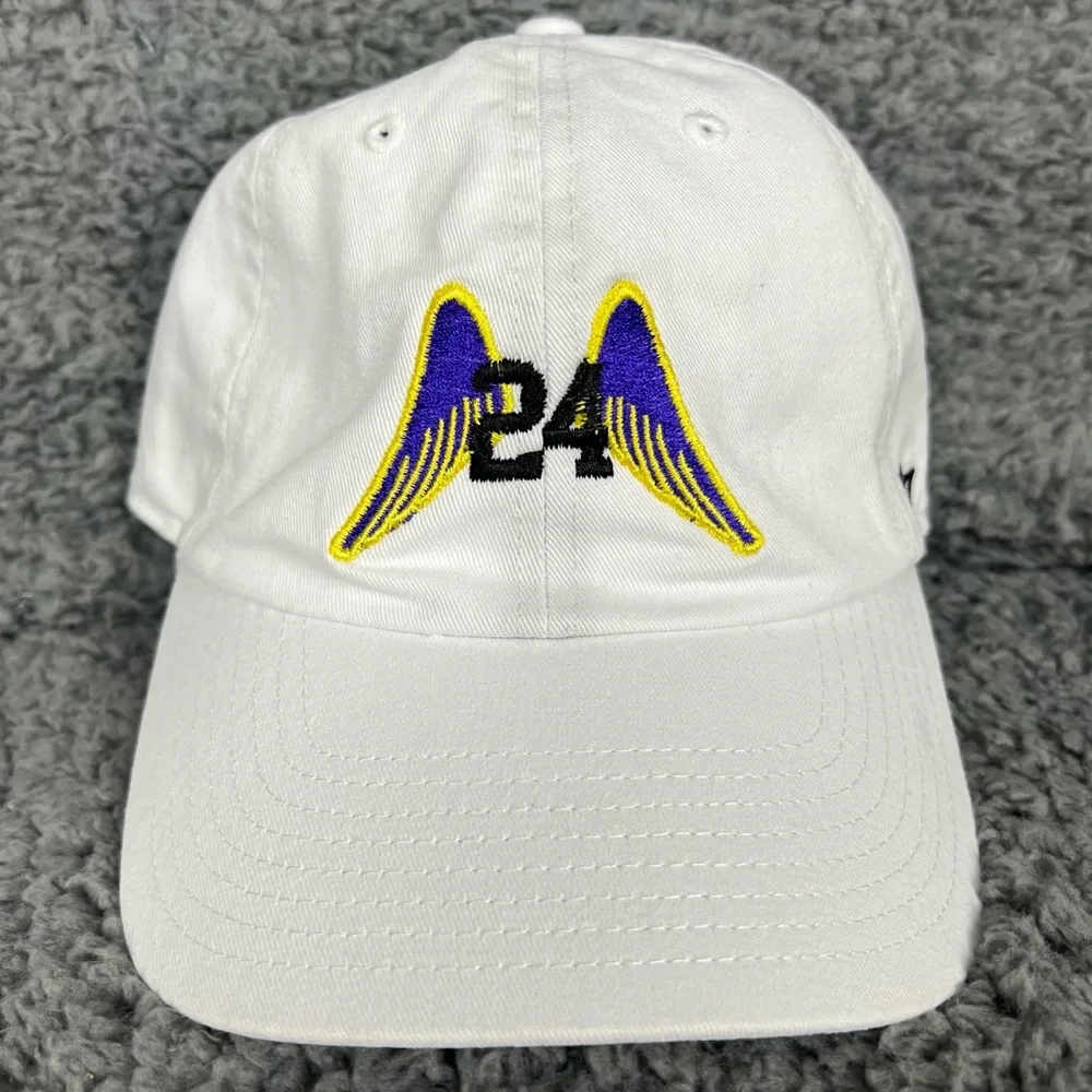 ‘47 brand Womens Kobe Bryant Cap White #24 Angel Wings Adjustable LA Lakers RARE
